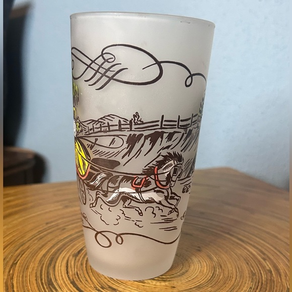 Currier and Ives Brown frosted glass vintage 12oz tumbler - Picture 2 of 6